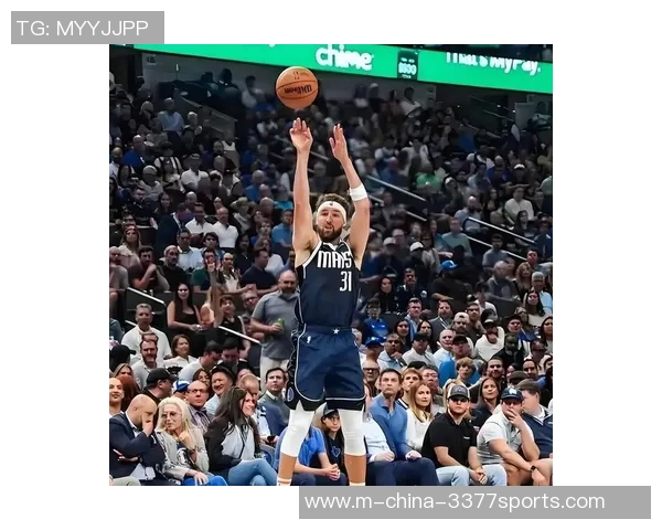 达拉斯独行侠与魔术的精彩对决谁能笑到最后分析比赛关键因素与球员表现